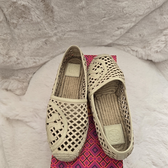 Tory Burch espadrills. Used. Size 7.5 - Picture 2 of 4